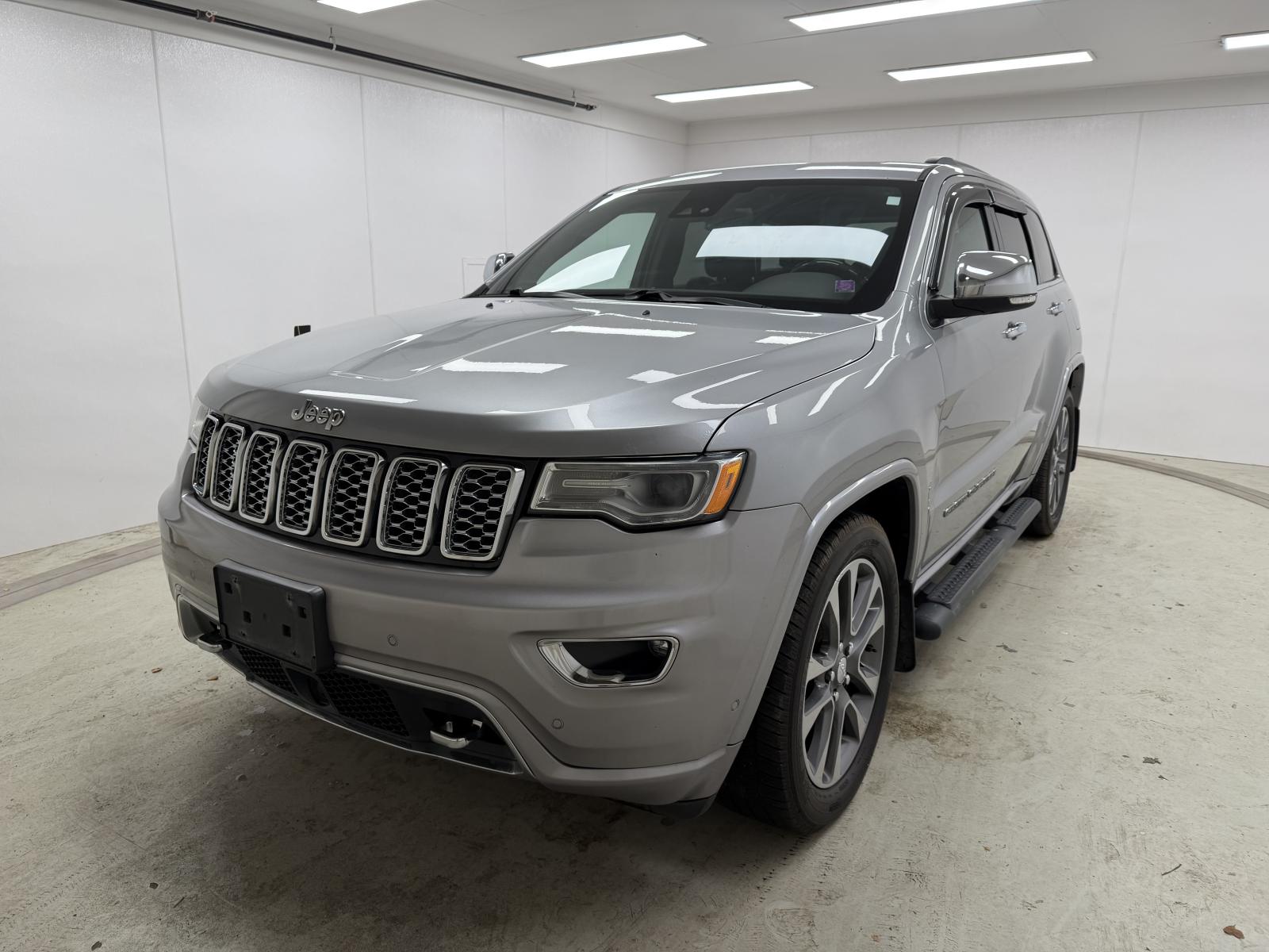 Silver 2017 Jeep Grand Cherokee SUV / Crossover Four-Wheel Drive Automatic