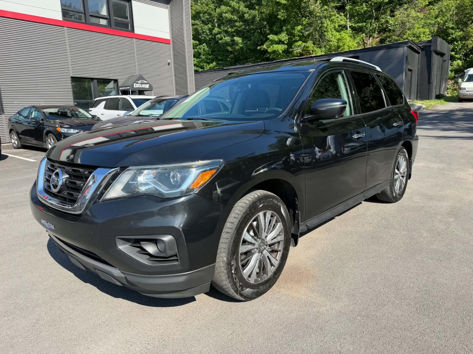 Nissan Pathfinder Platinum 2017
