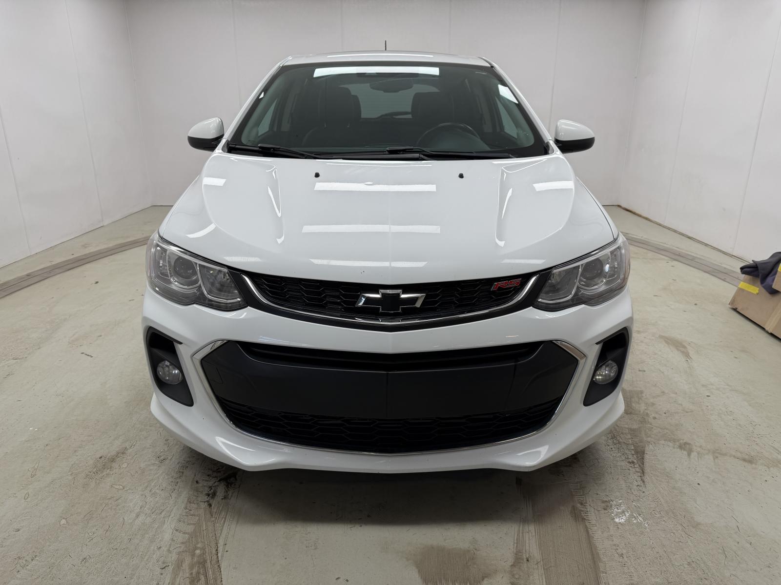 Chevrolet Sonic LTZ 2017 — photo 2