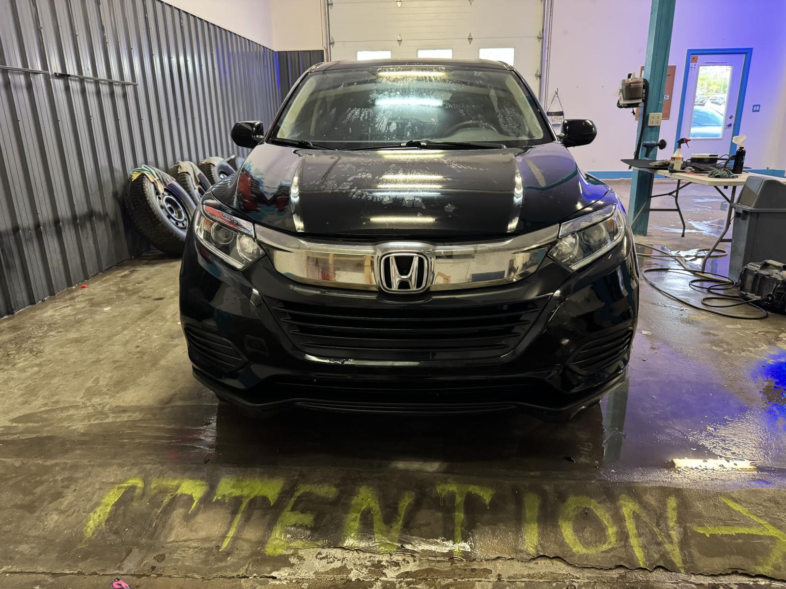 Honda HR-V LX 2019 — photo 2