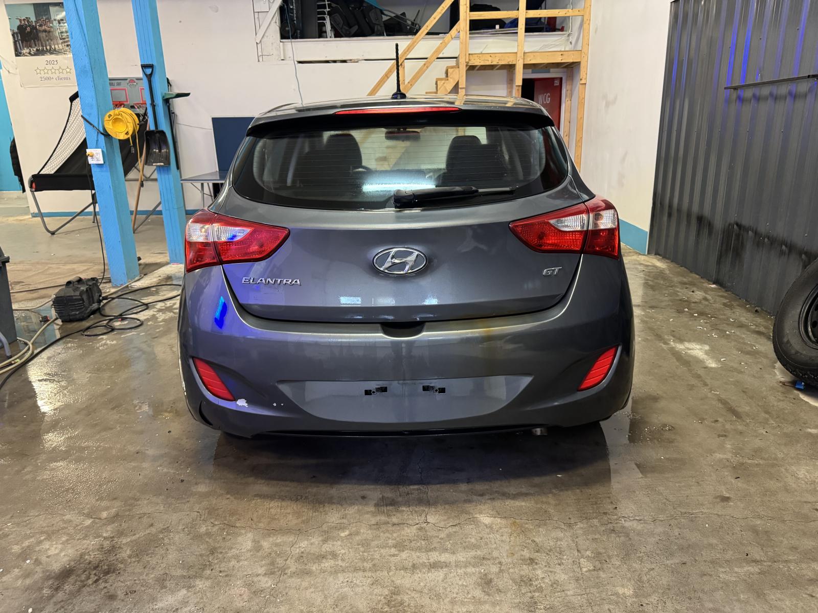 Hyundai Elantra GT GL 2017 — photo 5