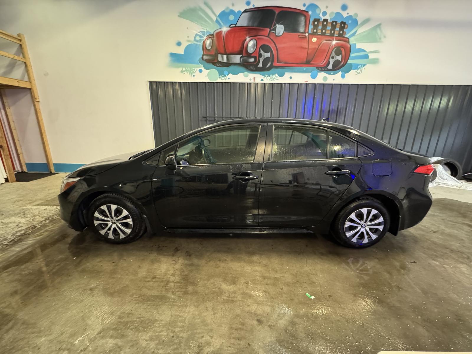 Toyota Corolla LE Hyb 2024 — photo 7