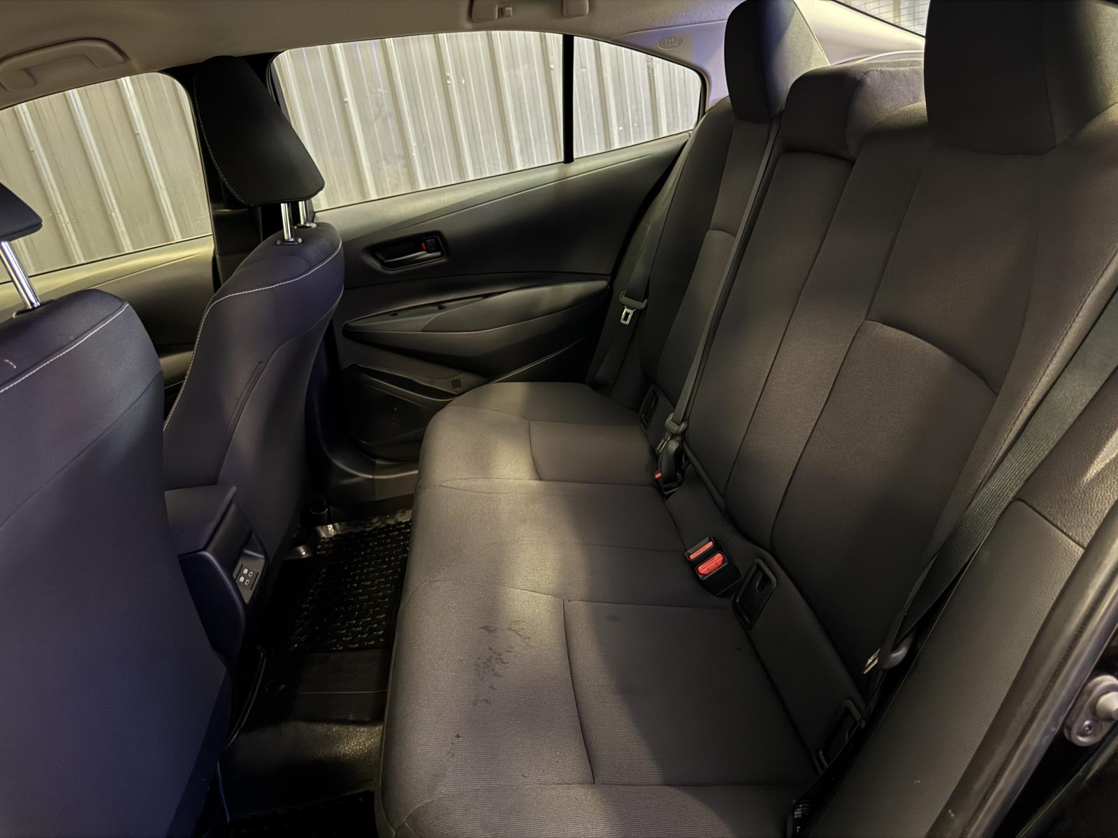 Toyota Corolla LE Hyb 2024 — photo 8