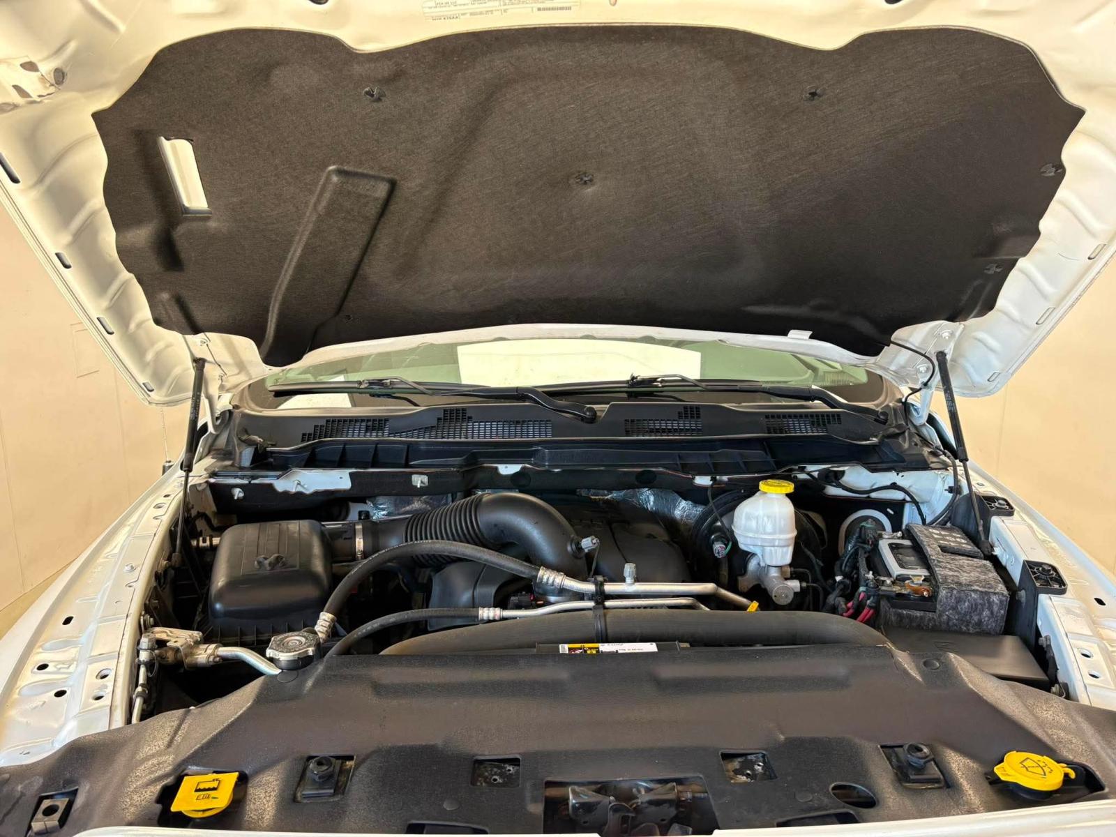 RAM 1500 Classic 1500 Express 2019 — photo 8