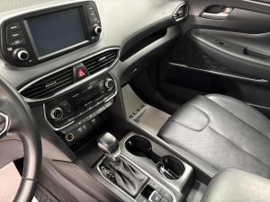 Miniature 14 Hyundai Santa Fe Preferred w/S&L 2020