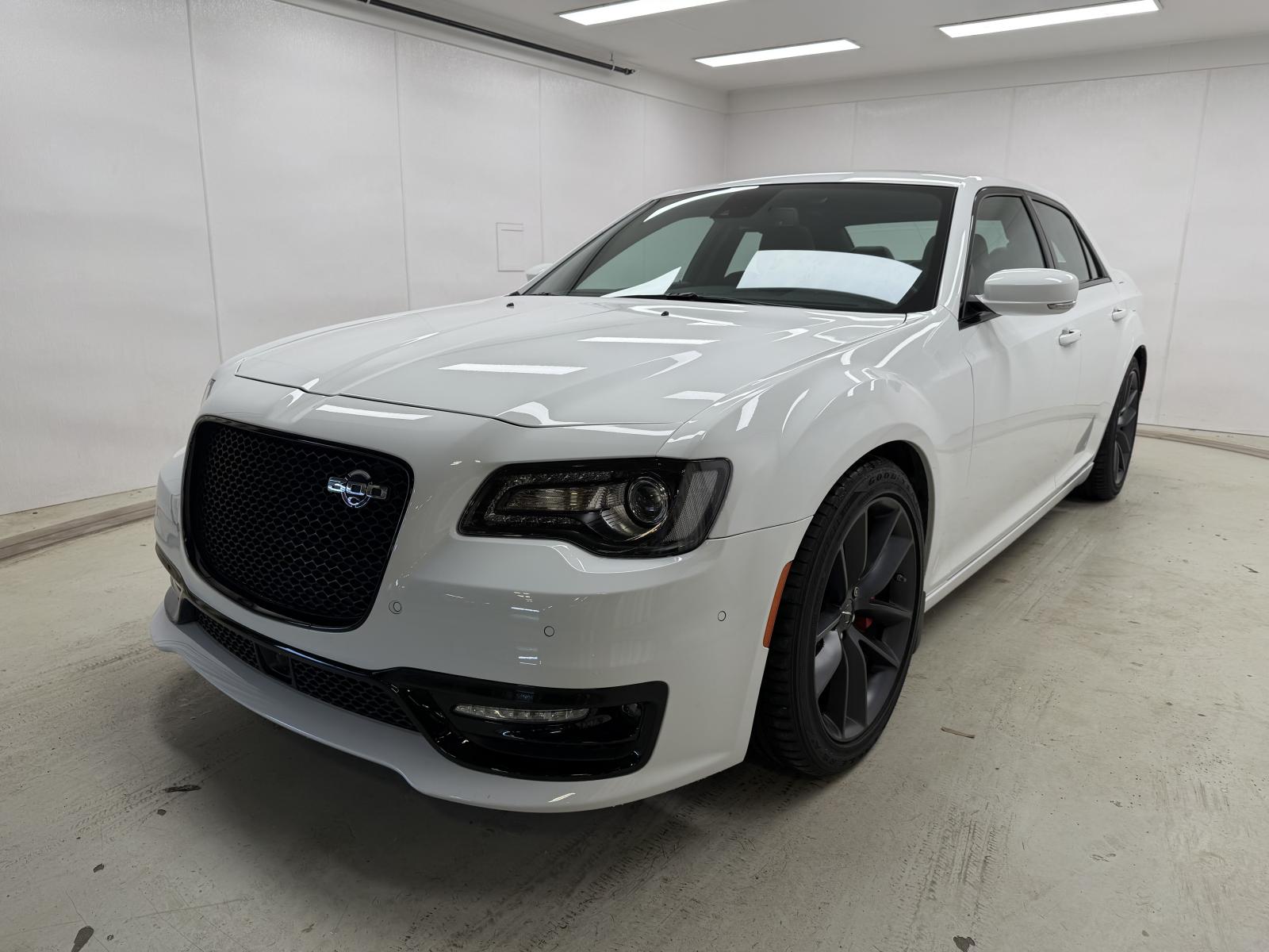 Chrysler 300C C 2023