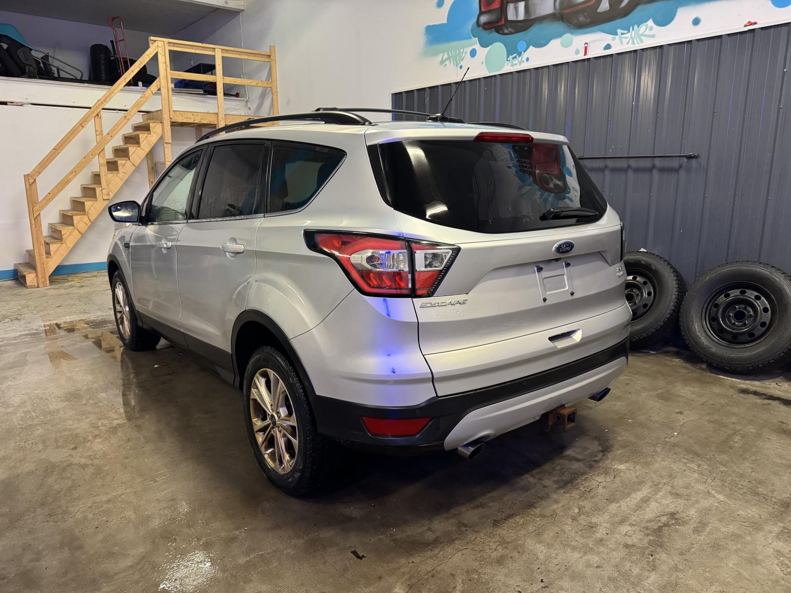 Ford Escape SE 2017 — photo 6