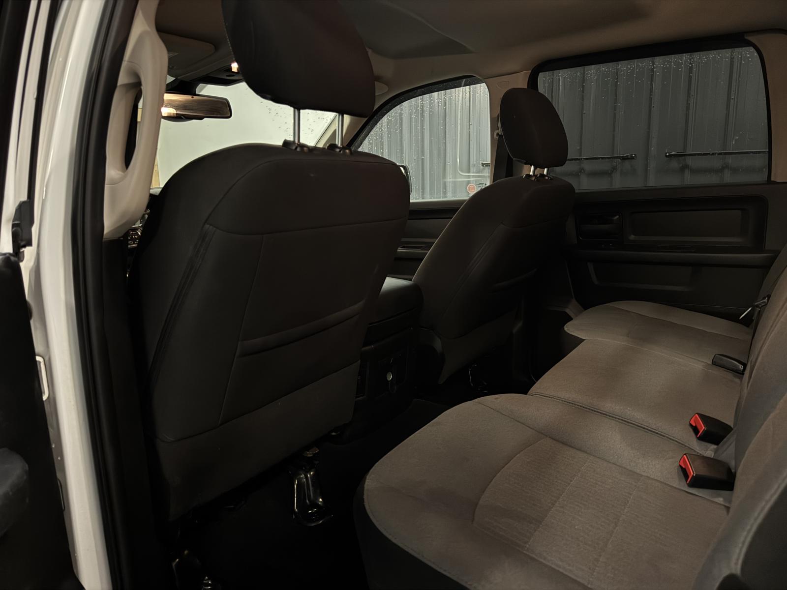 RAM 1500 Classic 1500 Express 2022 — photo 7
