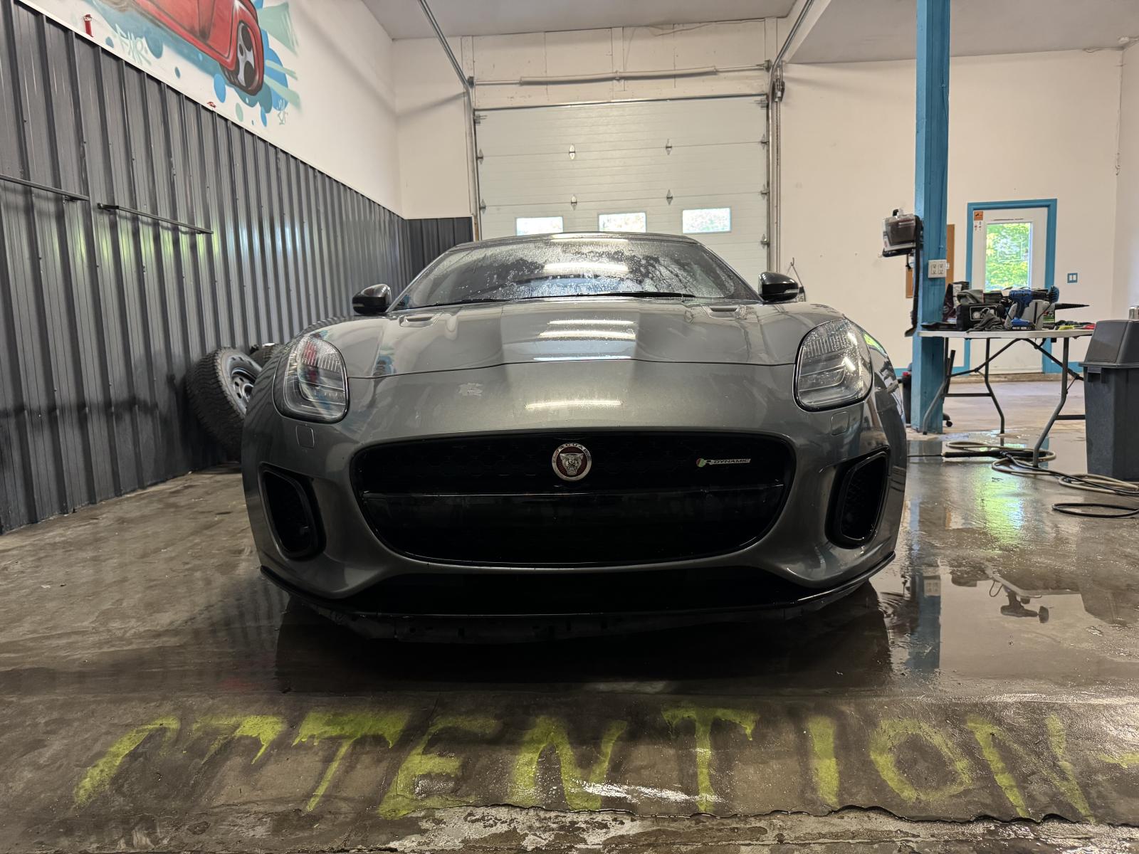 Jaguar F-Type V6 R-Dynamic 2018 — photo 2