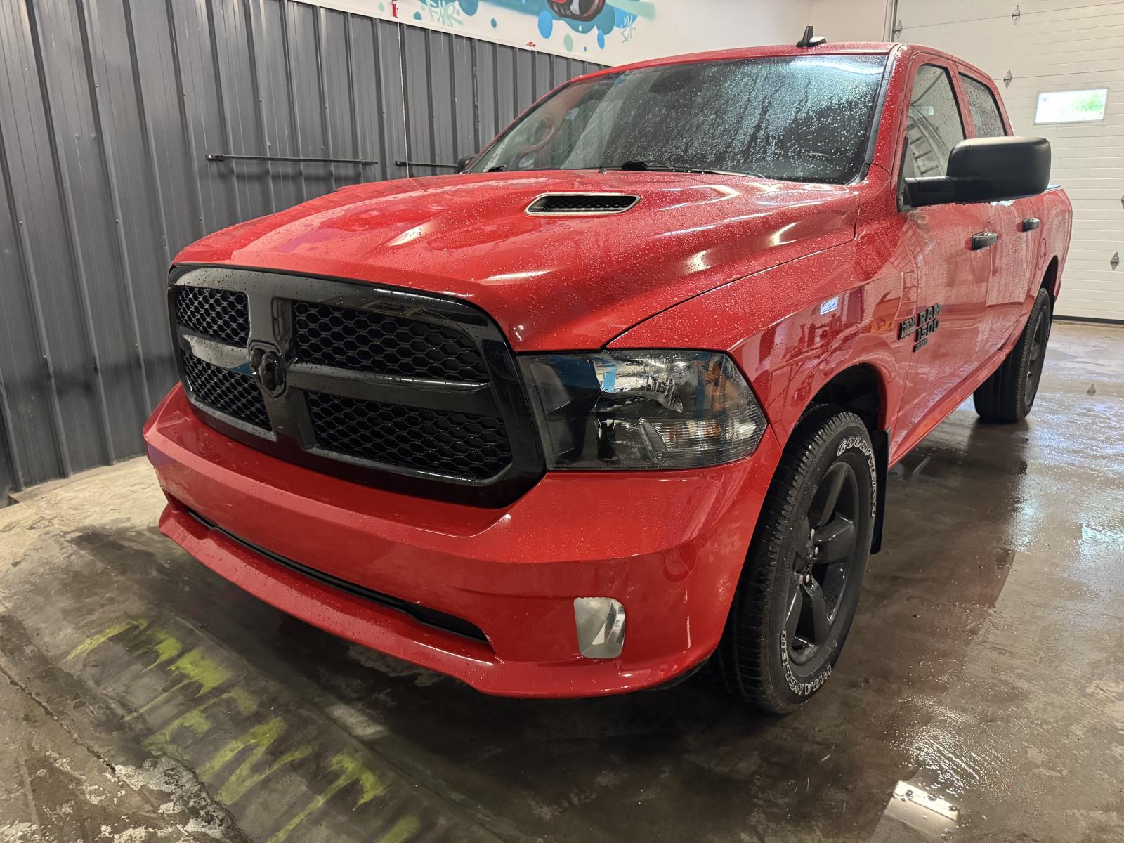 RAM 1500 Classic 1500 Express 2023