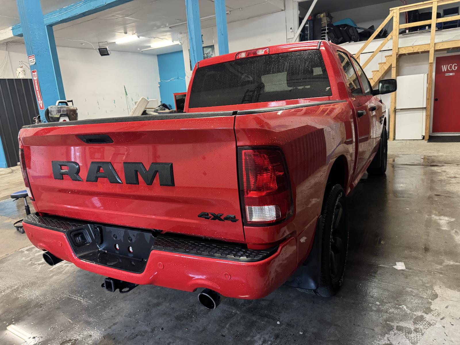 RAM 1500 Classic 1500 Express 2023 — photo 4