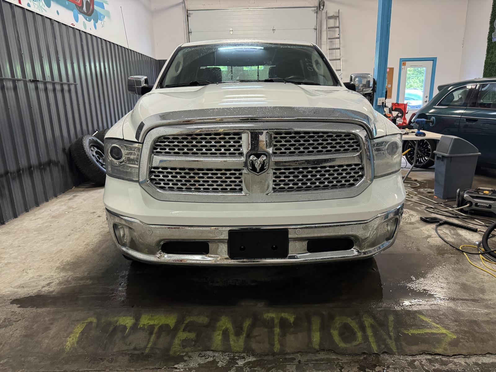 RAM 1500 Laramie 2016 — photo 2