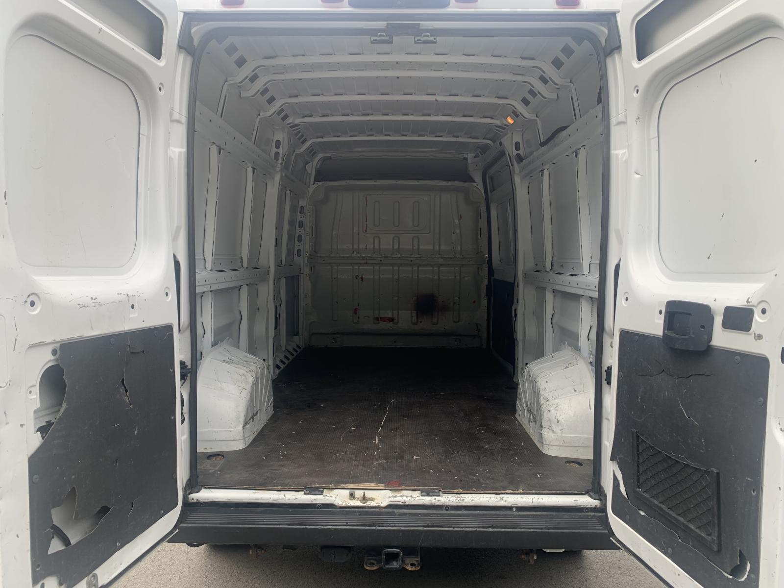 RAM Promaster 2500 High 2500 High Roof 2023 — photo 8