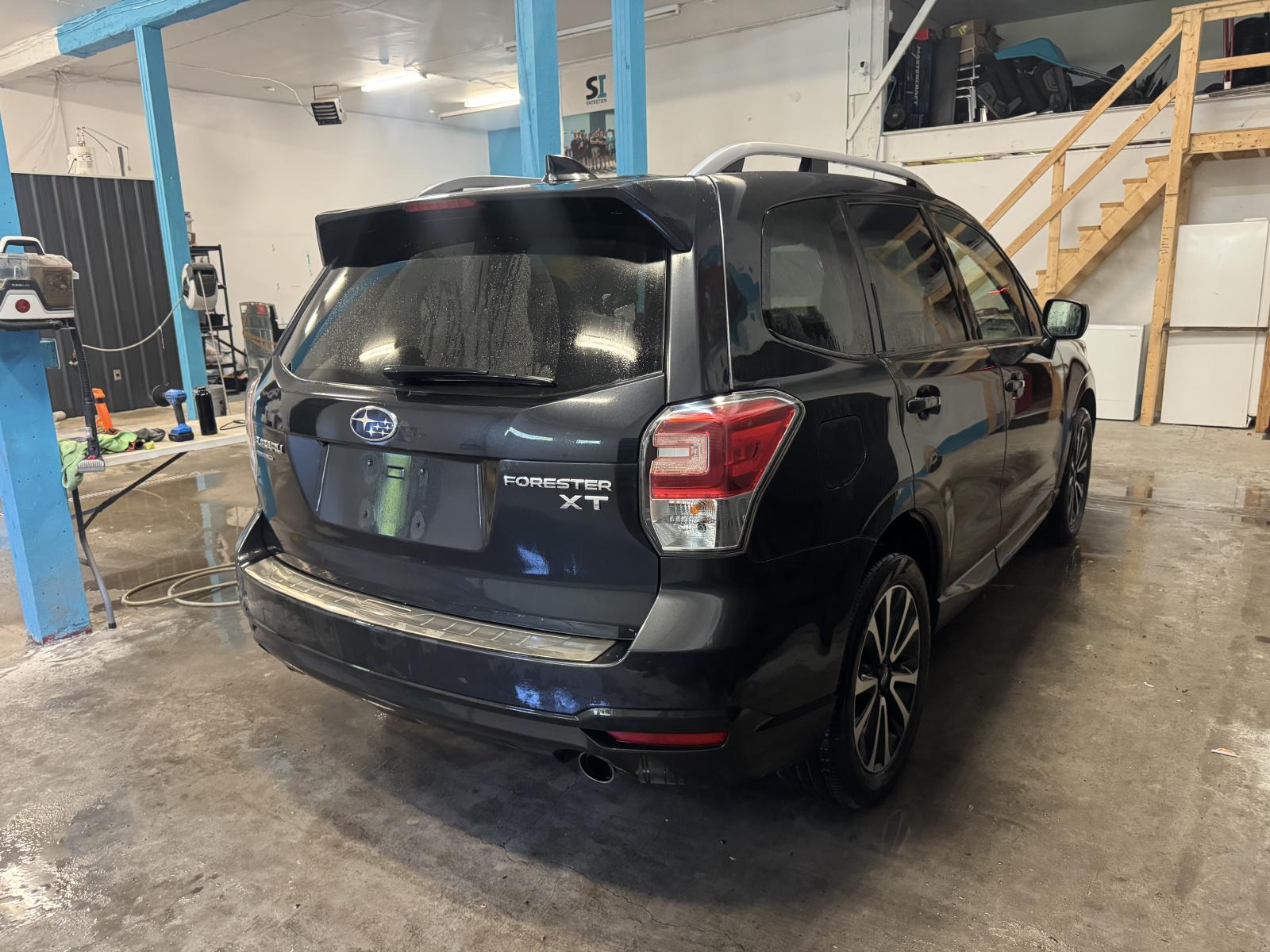 Subaru Forester 2.0XT Touring 2017 — photo 4