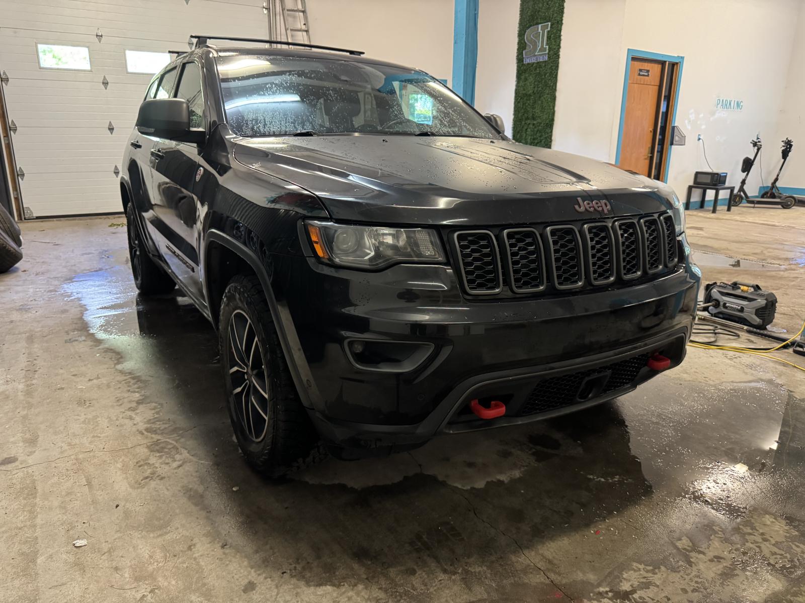 Jeep Grand Cherokee Trailhawk 2019 — photo 3