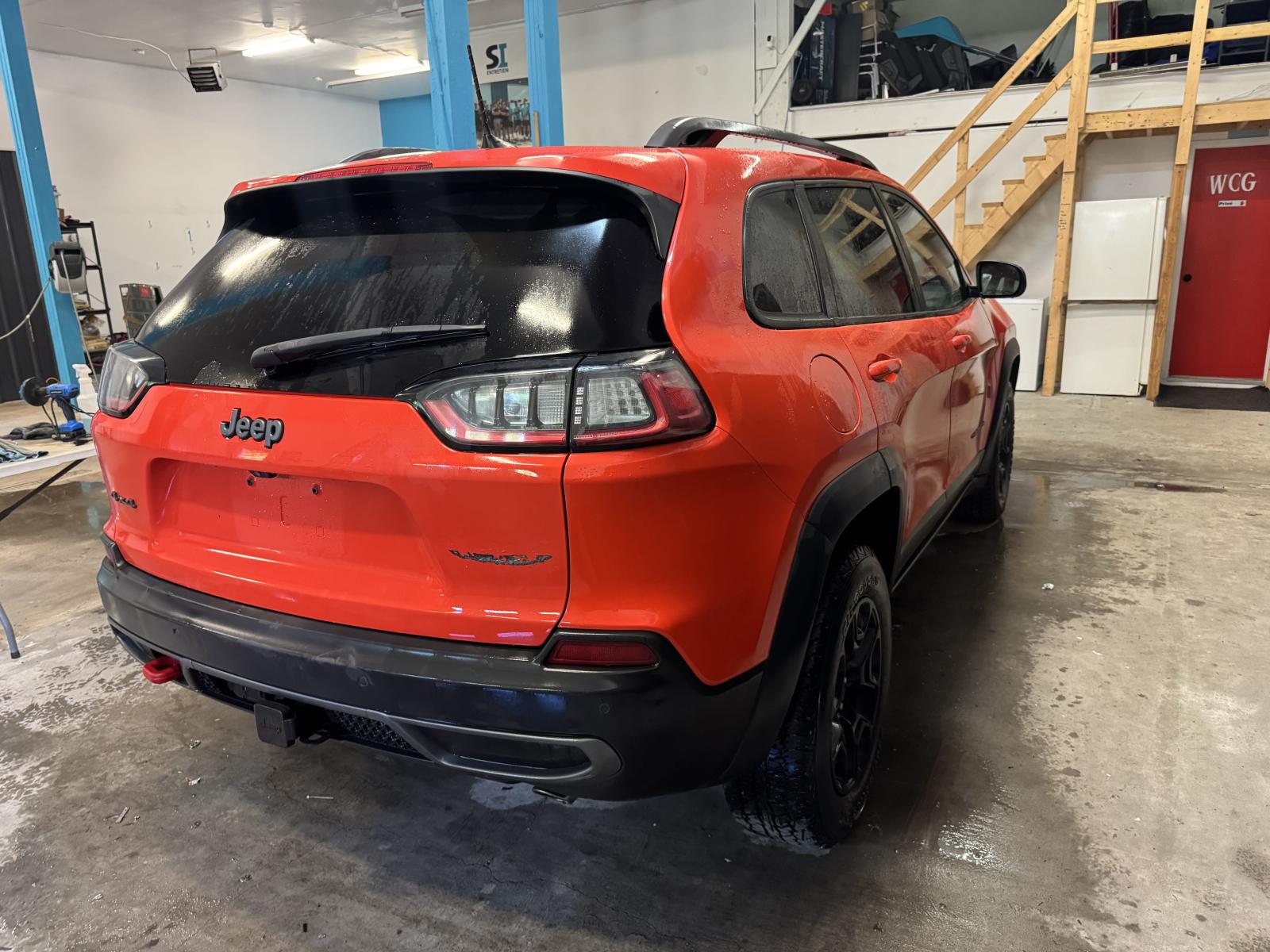 Jeep Cherokee Trailhawk 2021 — photo 4