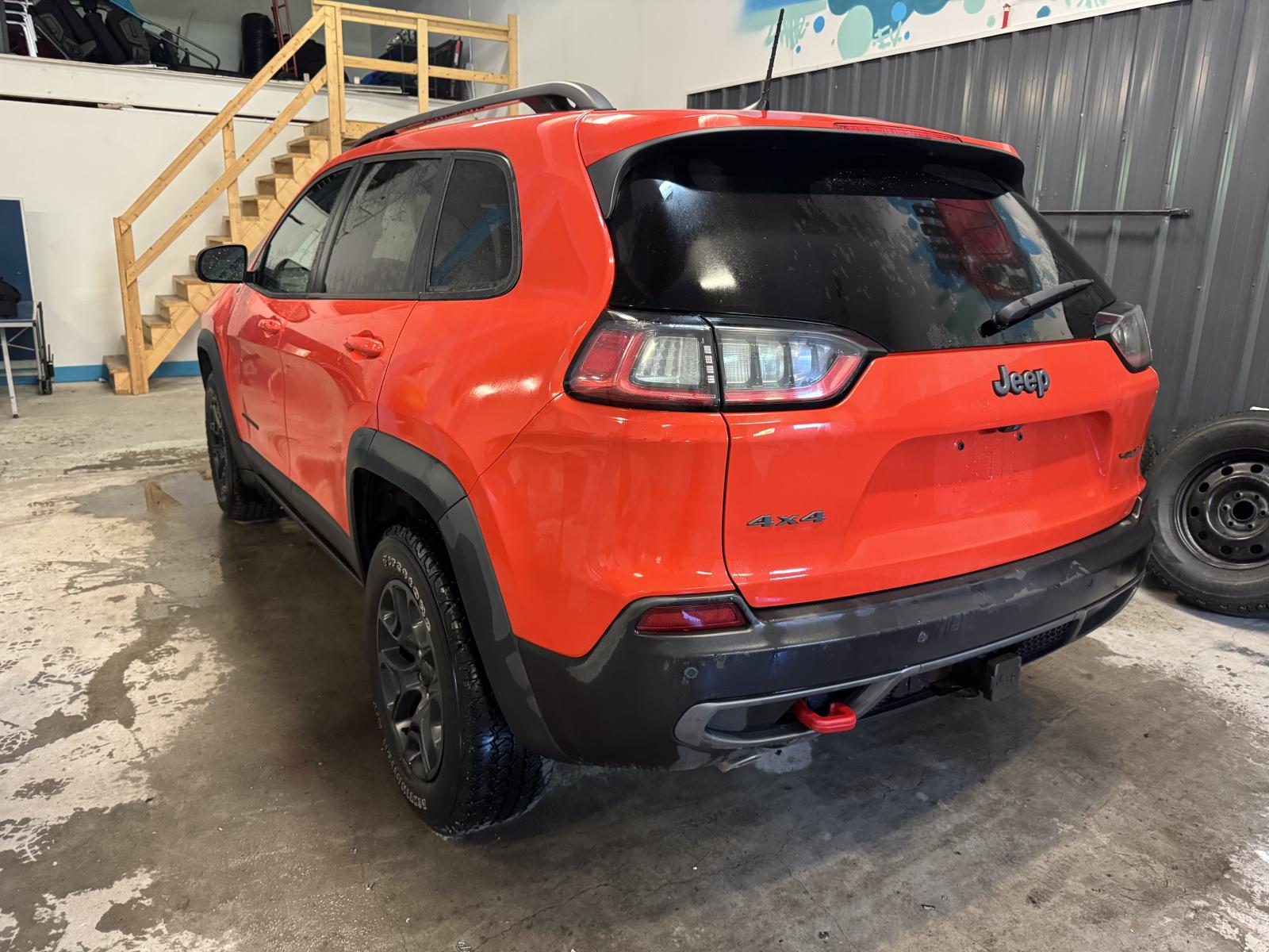Jeep Cherokee Trailhawk 2021 — photo 6