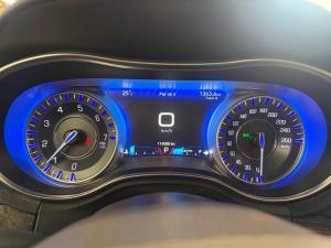 Miniature 14 Chrysler 300 C 2017