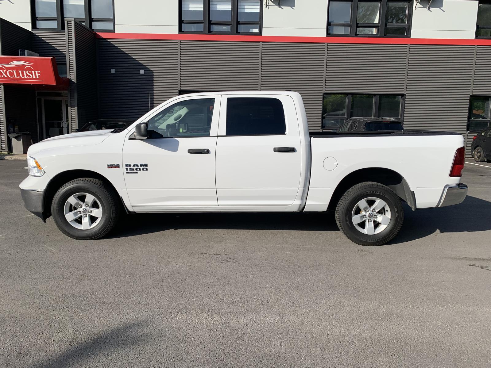 RAM 1500 Classic SLT 2022 — photo 7