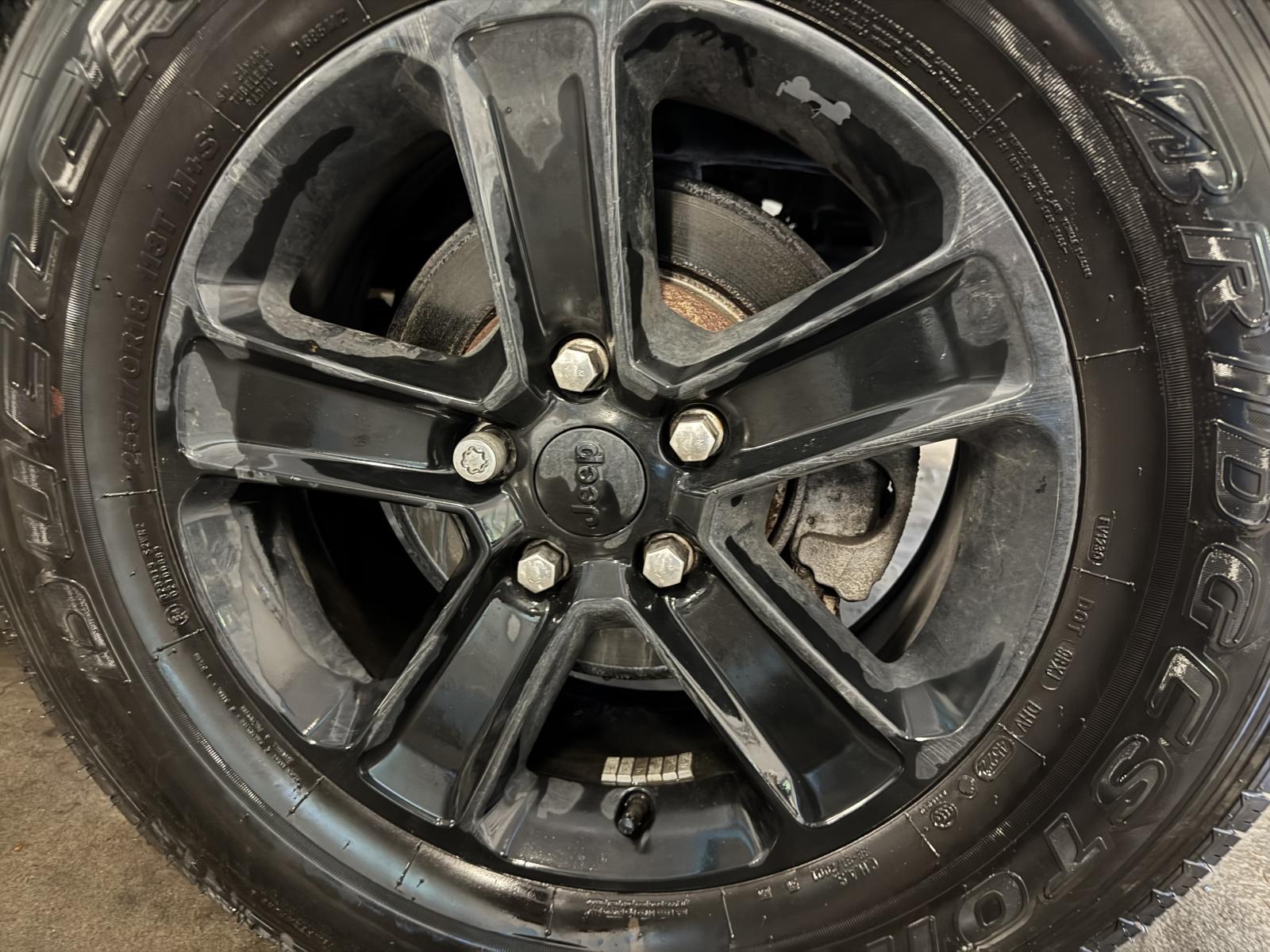 Jeep Wrangler Ultd Sport Altitude 2023 — photo 8