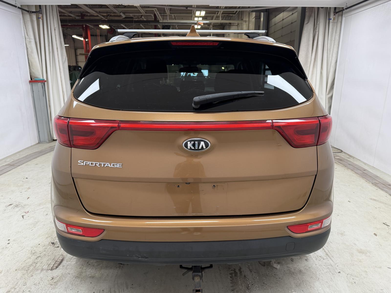 Kia Sportage LX 2017 — photo 6