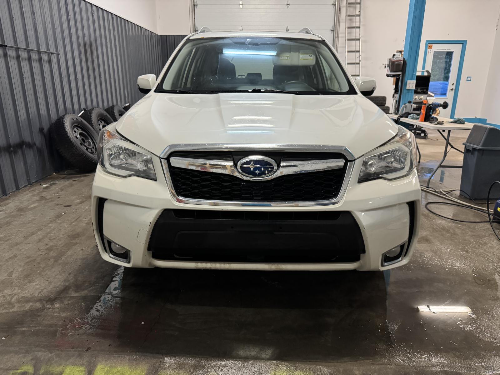 Subaru Forester 2.0XT Limited 2015 — photo 2