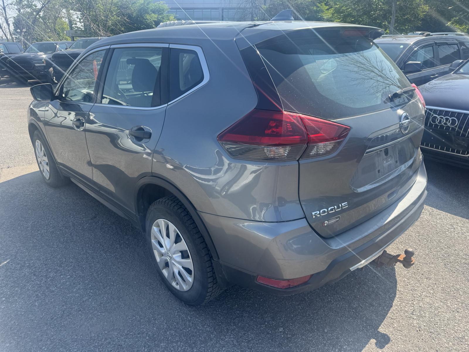 Nissan Rogue S 2019 — photo 3