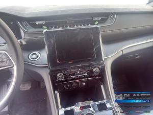 Miniature 14 Jeep Grand Cherokee Laredo 2026