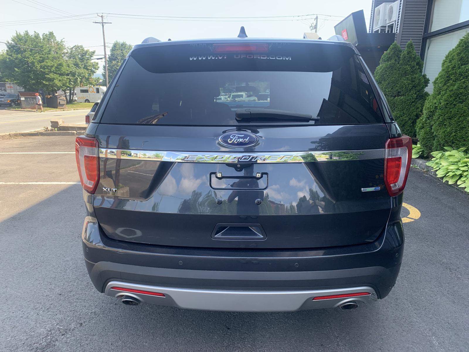 Ford Explorer XLT 2017 — photo 5