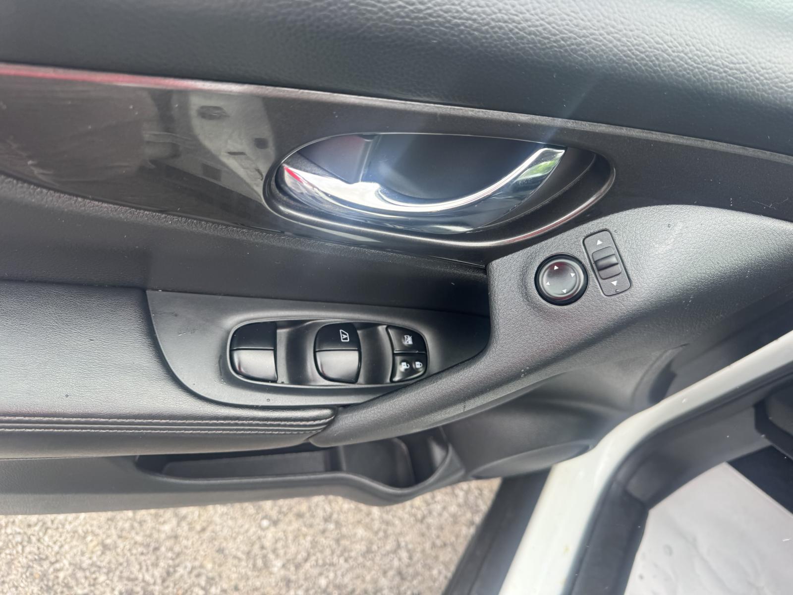 Nissan Rogue SV 2020 — photo 8