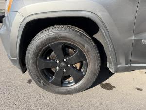 Miniature 8 Jeep Grand Cherokee Laredo 2012