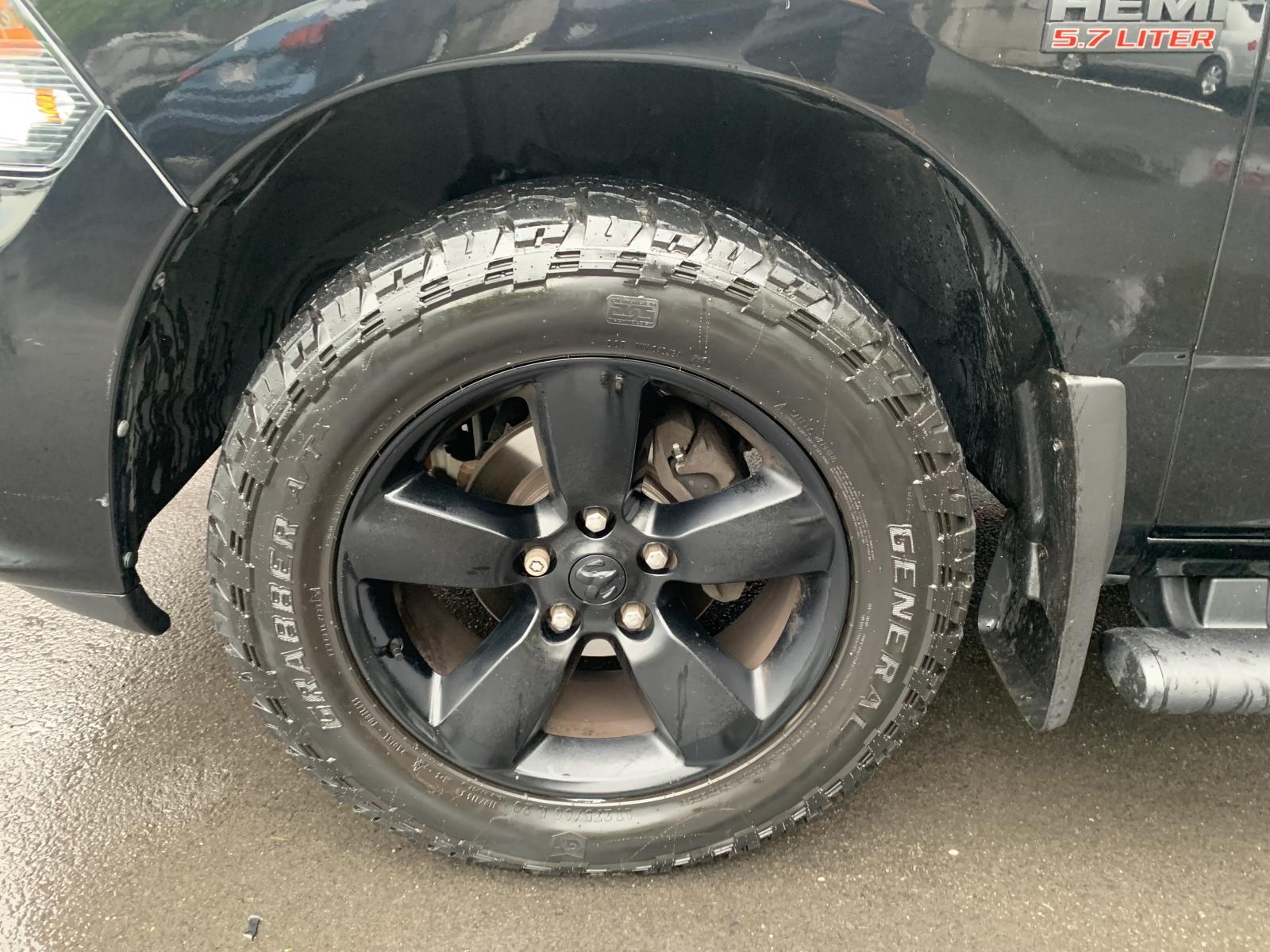 RAM 1500 Classic Express 2021 — photo 8