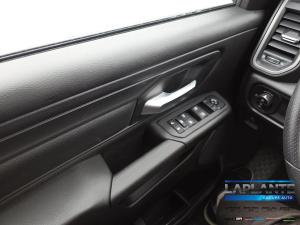 Thumbnail 11 RAM 1500 Express 2026