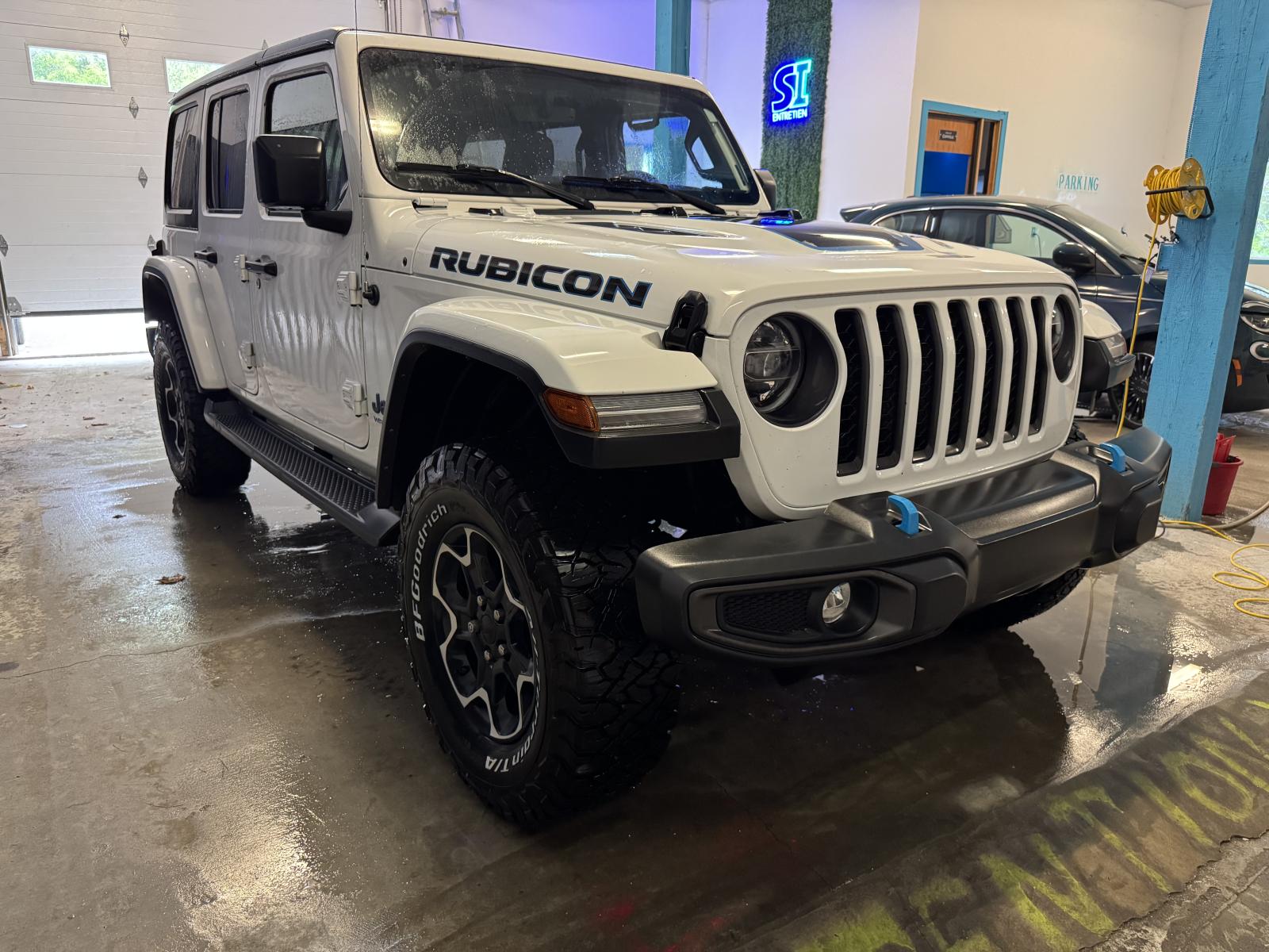 Jeep Wrangler Ultd Rubicon 4XE 2022 — photo 3