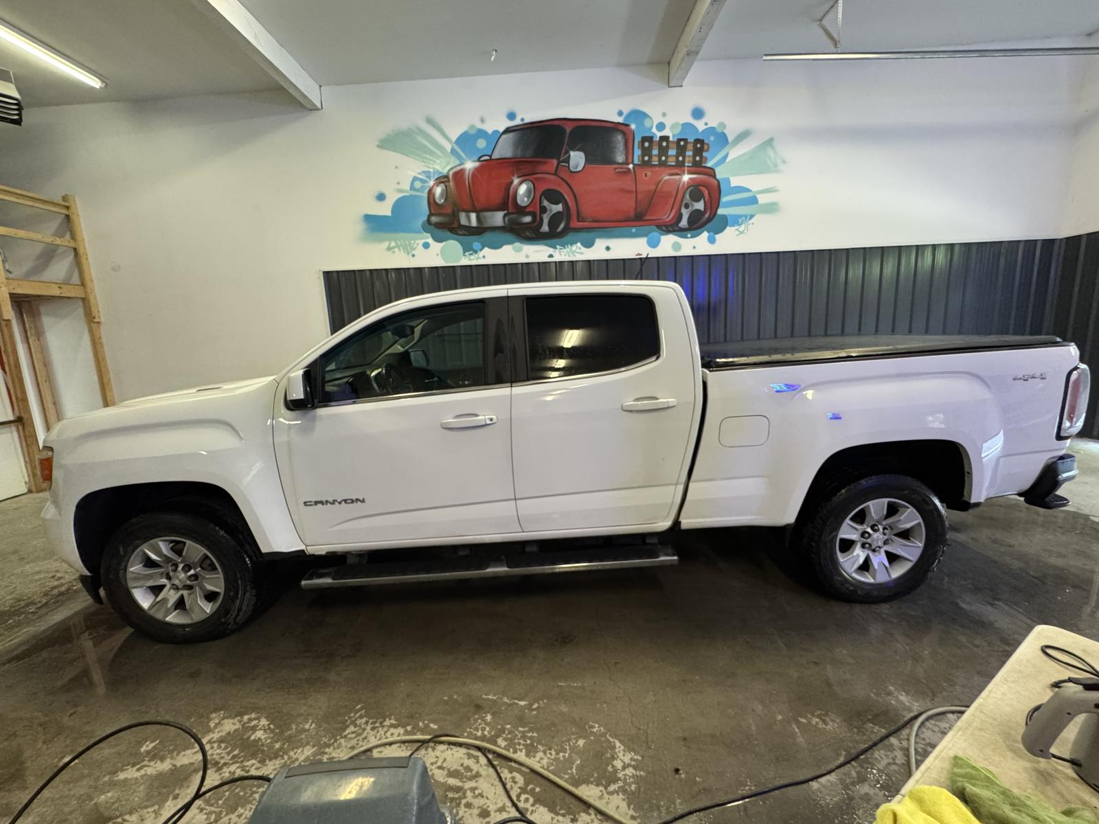 GMC Canyon SLE 2017 — photo 8