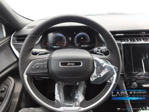 Miniature 12 Jeep Grand Cherokee Laredo X 2026