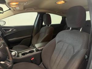 Miniature 11 Chrysler 200 Limited 2015