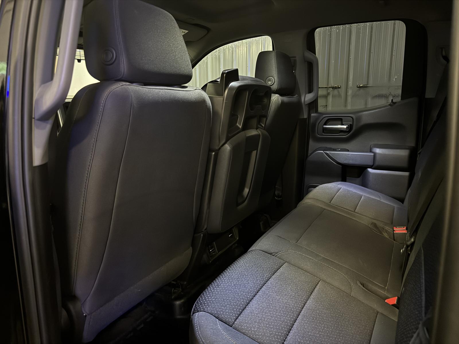 GMC Sierra K1500 Base 2023 — photo 7