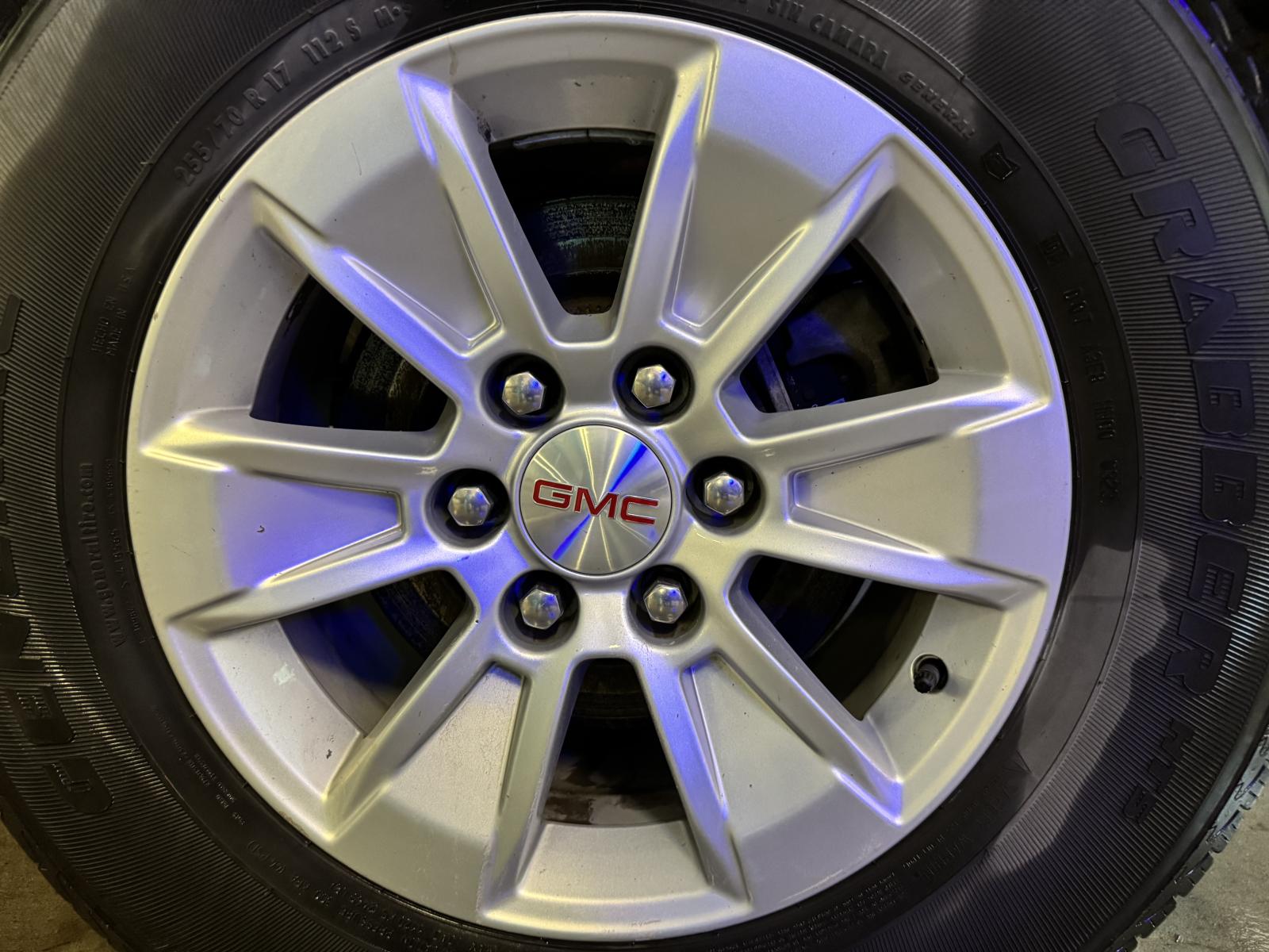 GMC Sierra K1500 Base 2023 — photo 6