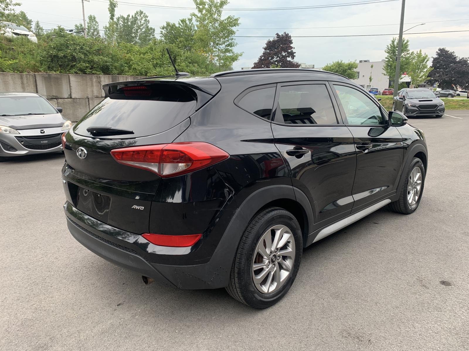 Hyundai Tucson SE 2.0L 2017 — photo 4