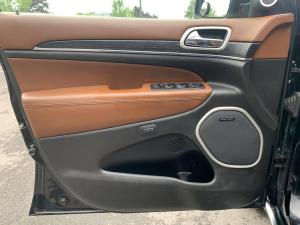 Miniature 9 Jeep Cherokee Summit 2018