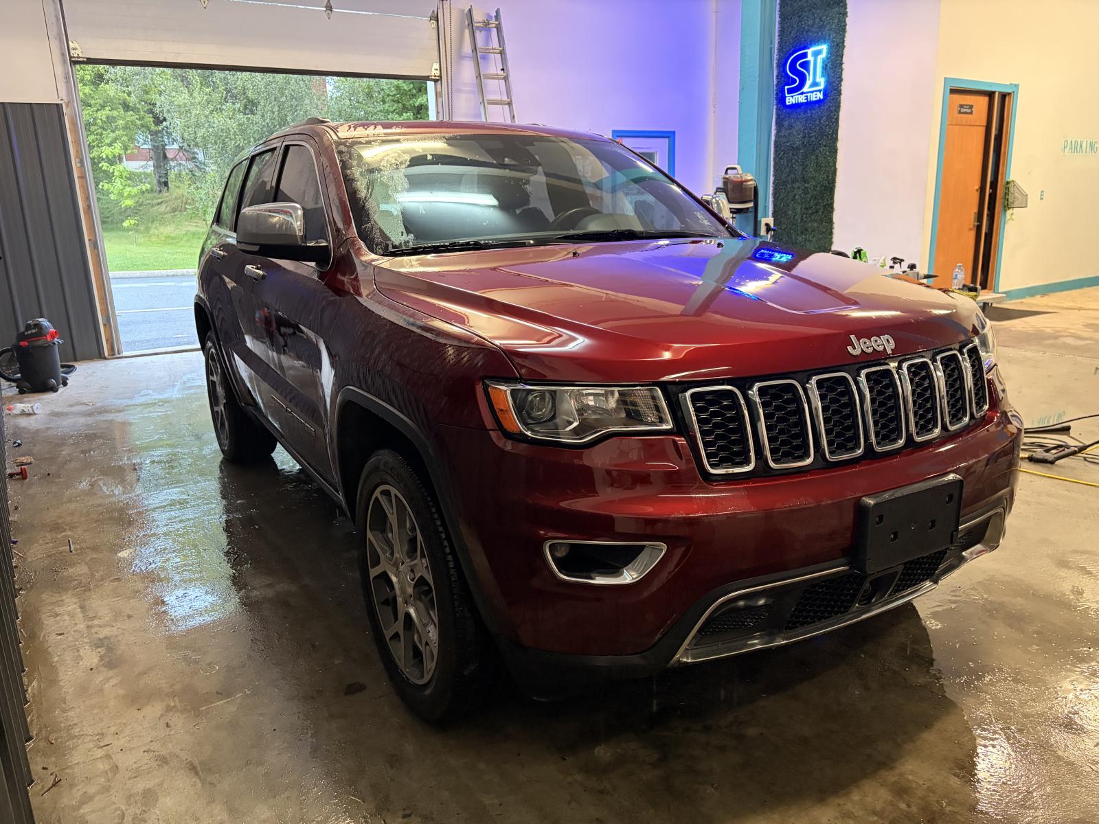 Jeep Grand Cherokee Limited 2021 — photo 3