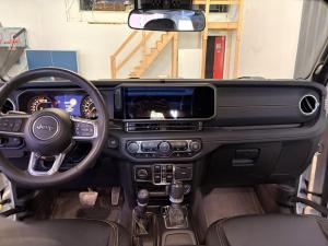Miniature 10 Jeep Wrangler Sahara 2024
