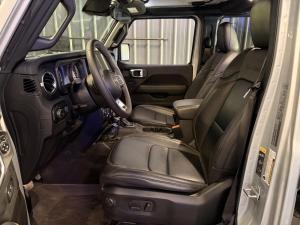 Miniature 11 Jeep Wrangler Sahara 2024