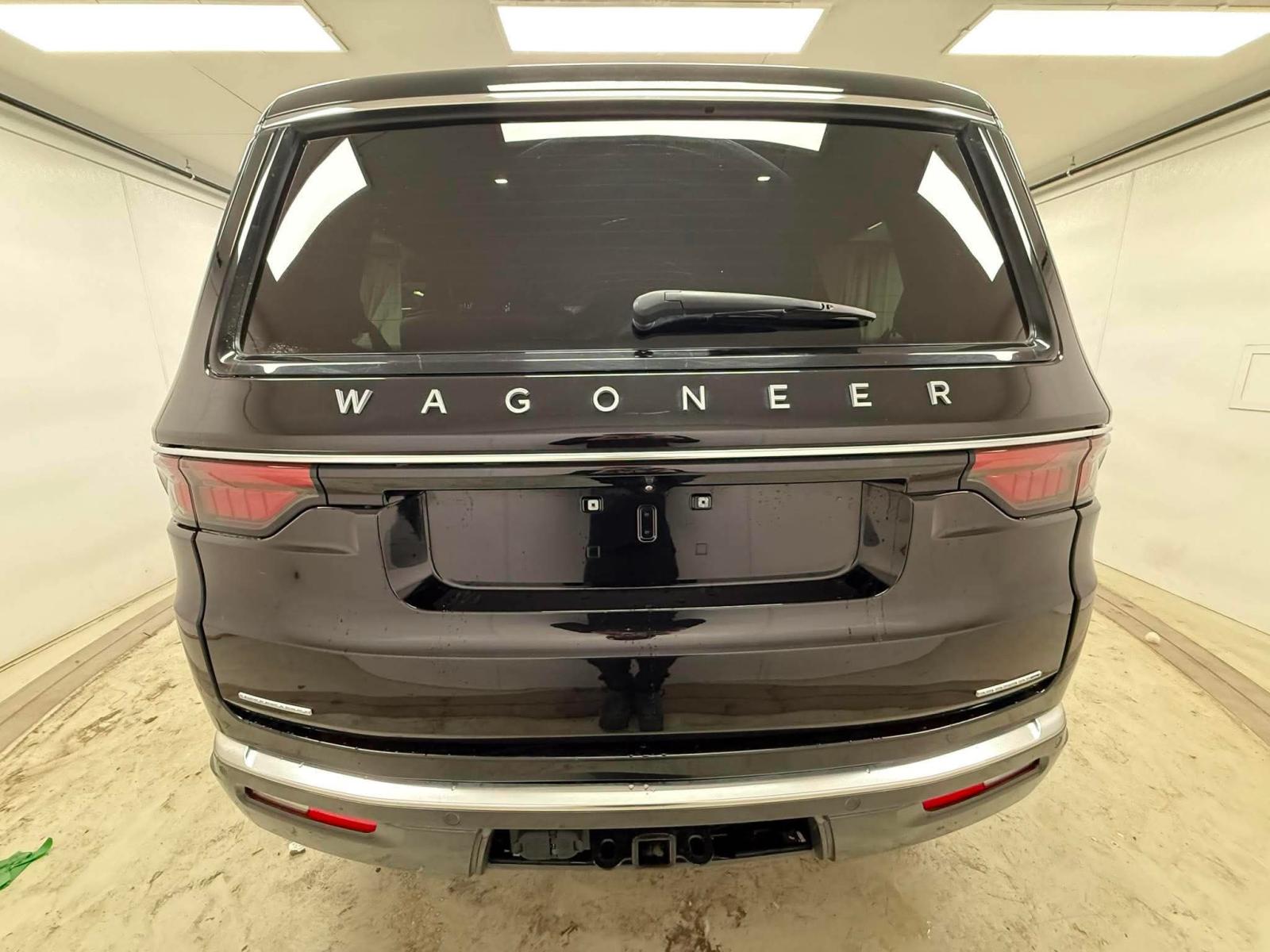 Jeep Wagoneer Series III 2022 — photo 5