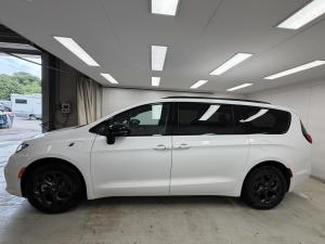 Thumbnail 8 Chrysler Pacifica Select PHEV 2024