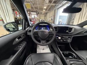 Thumbnail 13 Chrysler Pacifica Select PHEV 2024