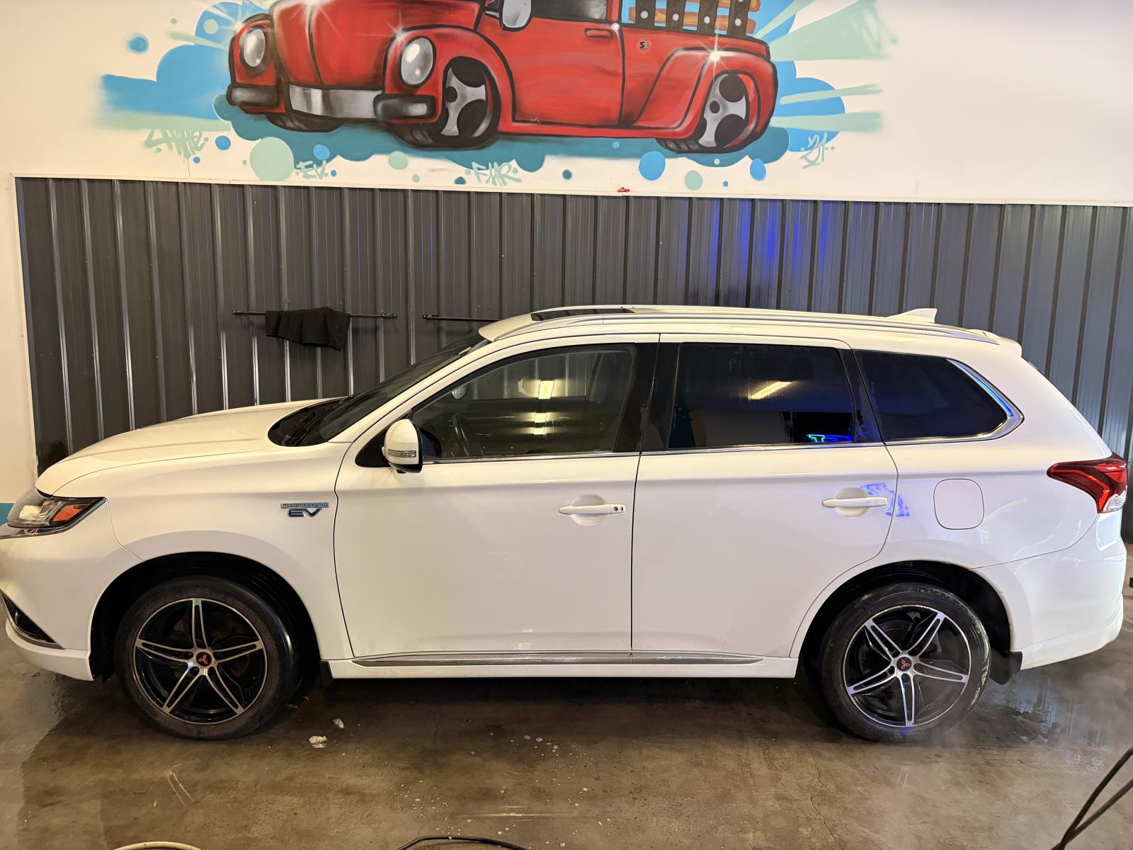Mitsubishi Outlander GT 2018 — photo 7