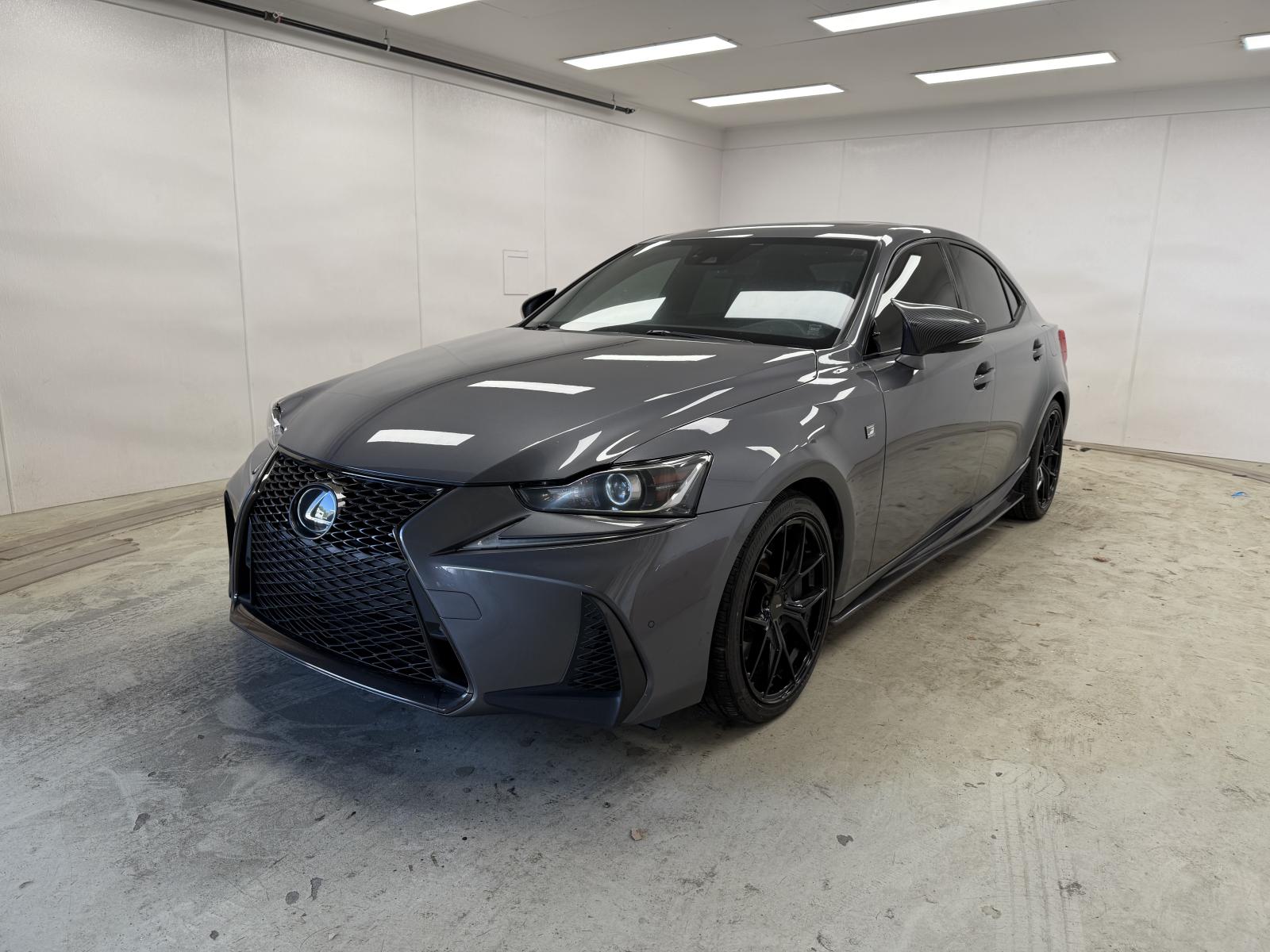 Lexus IS 300 2020