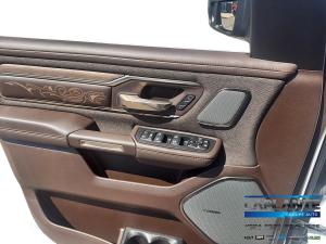 Miniature 11 RAM 1500 Longhorn 2026